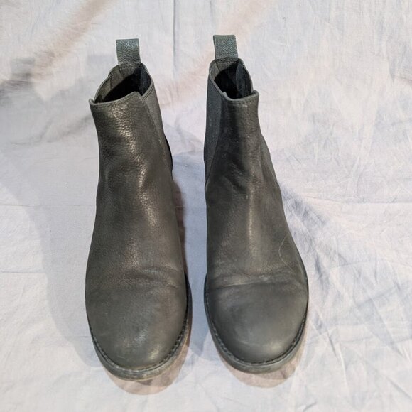 Eileen Fisher Hudson Black Nubuck Bootie Chelsea Slip On Boots Women Size 6.5 - Picture 1 of 9